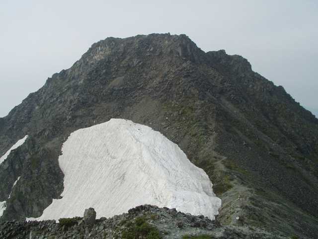 大喰岳からコルに下って