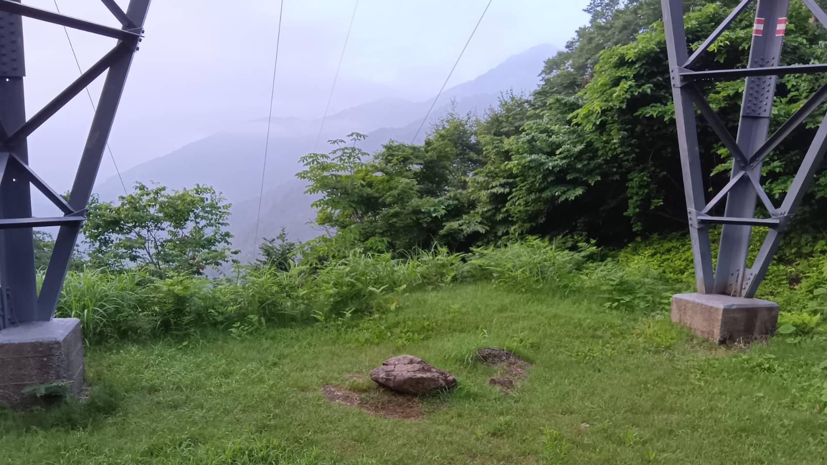 鉄塔