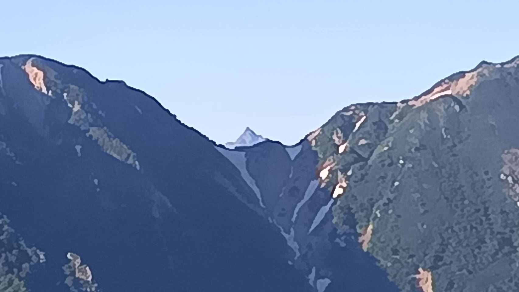 スッポリと槍ヶ岳