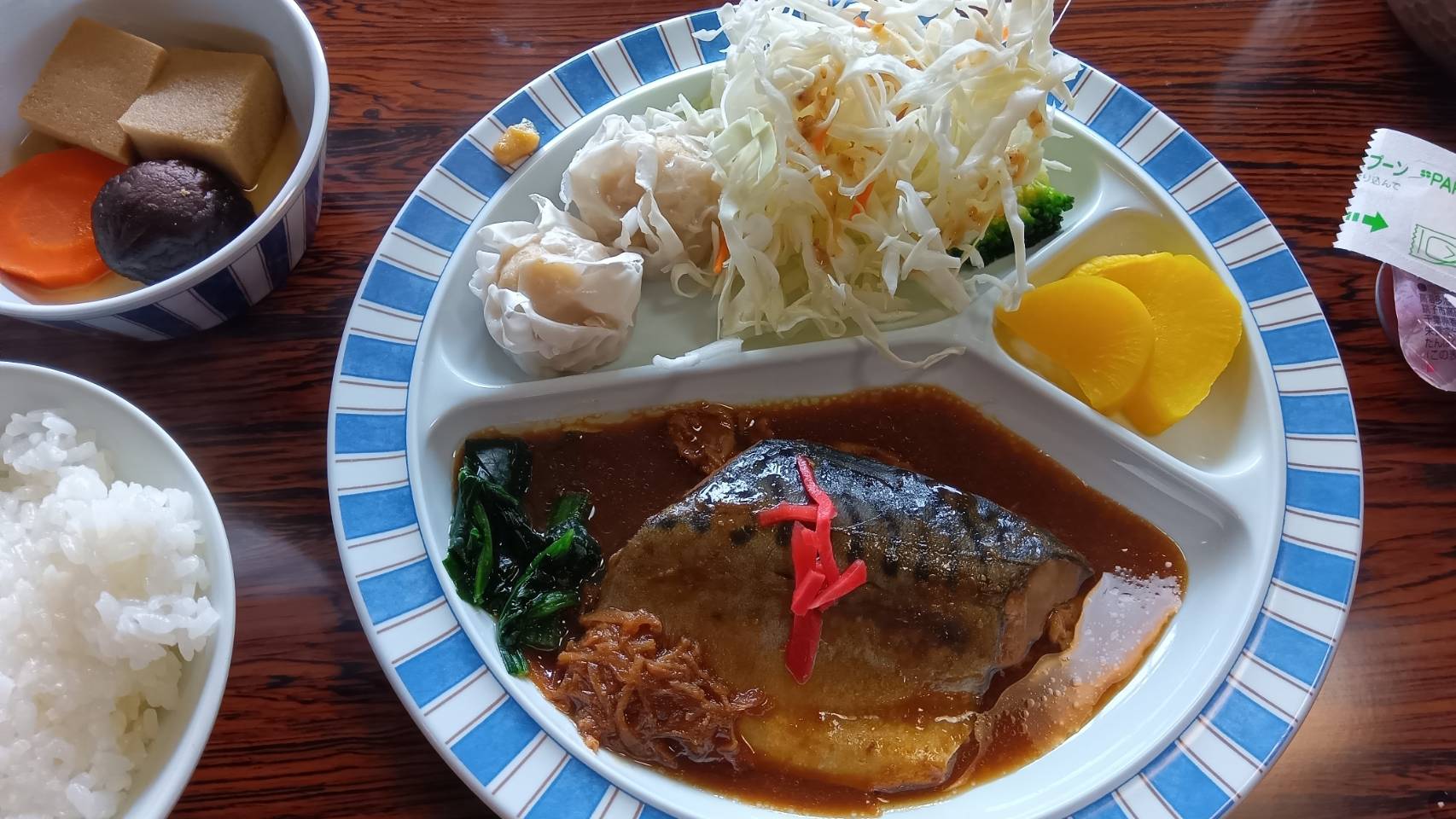 針ノ木小屋の夕食